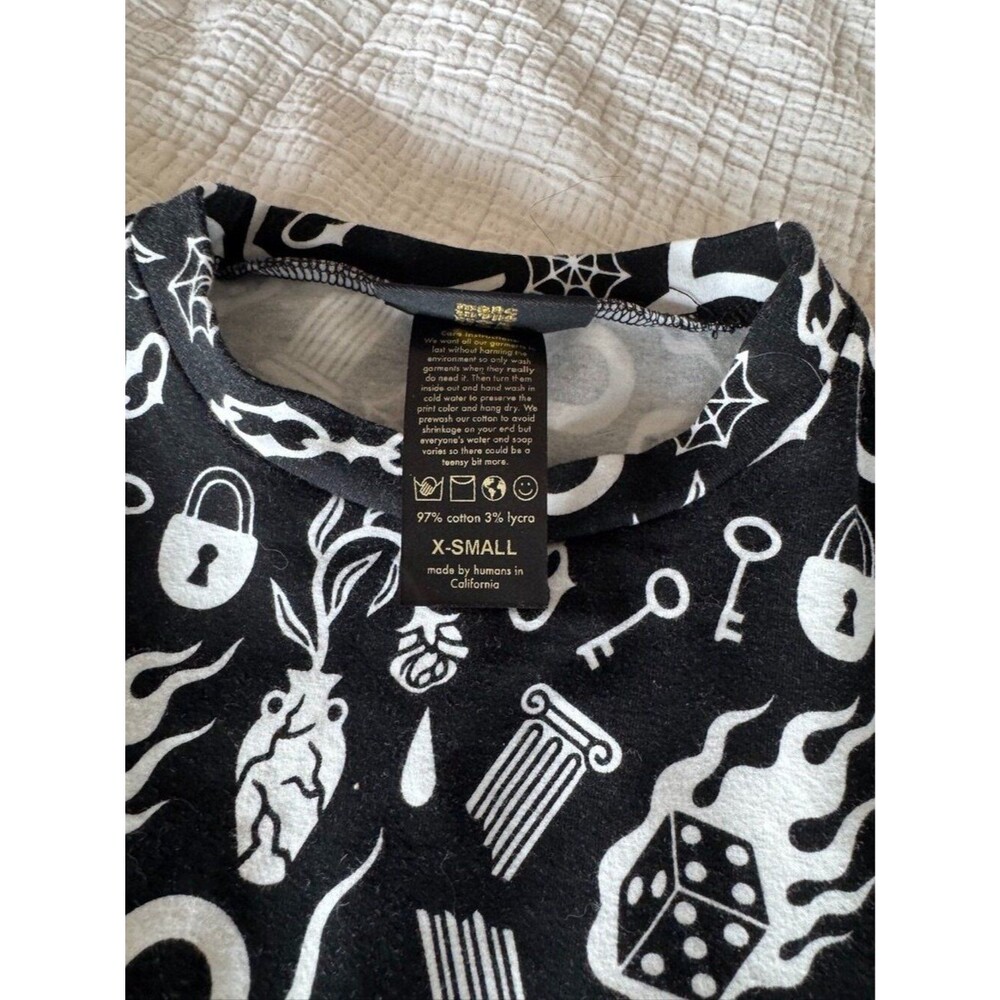 Nooworks Gothic Novelty Print Top Keys Chains Dice Cotton Sz XS - Picture 3 of 9